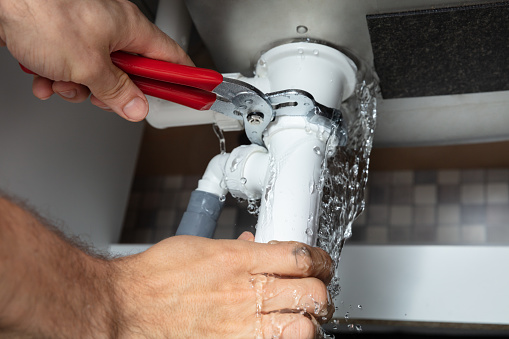 Plumbing Tips For the Summer